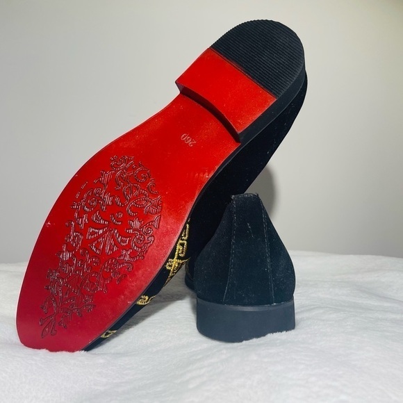 Cabuncci Chain Link Loafers - Picture 8 of 10